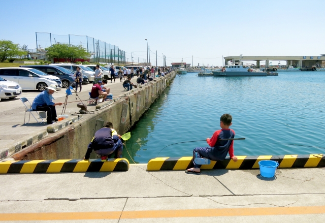 大洗港は人気の釣りエリア 釣り禁止場所に注意して楽しもう キャンピーポー